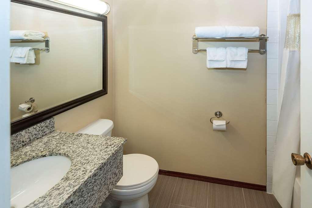 Econo Lodge Inn & Suites Medicine Hat Exterior foto